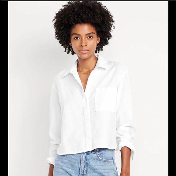 Old Navy Tops - Old Navy Cropped Button-Down Shirt